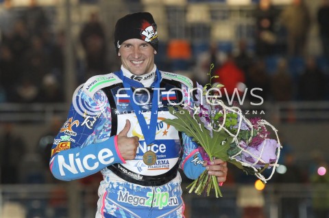  29.09.2013 RZESZOW ZUZEL SPEEDWAY <br />FINAL INDYWIDUALNYCH MISTRZOSTW EUROPY 2013 NA ZUZLU W RZESZOWIE<br />FINAL ROUND INDIVIDUAL SPEEDWAY EUROPEAN CHAMPIONSHIP IN RZESZOW<br />N/Z GRIGORIJ LAGUTA PODIUM MEDAL PUCHAR DEKORACJA RADOSC<br /> 