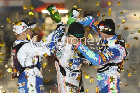  29.09.2013 RZESZOW ZUZEL SPEEDWAY <br />FINAL INDYWIDUALNYCH MISTRZOSTW EUROPY 2013 NA ZUZLU W RZESZOWIE<br />FINAL ROUND INDIVIDUAL SPEEDWAY EUROPEAN CHAMPIONSHIP IN RZESZOW<br />N/Z MARTIN VACULIK NICKI PEDERSEN GRIGORIJ LAGUTA SZAMPAN RADOSC PODIUM MEDAL PUCHAR EMOCJE<br /> 