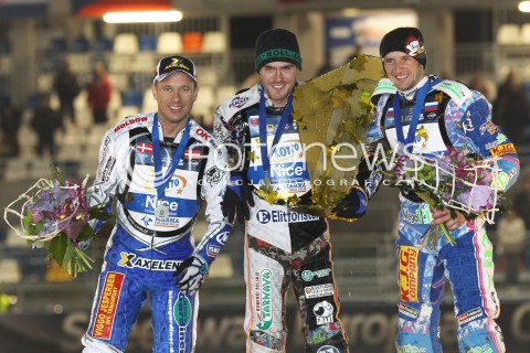  29.09.2013 RZESZOW ZUZEL SPEEDWAY <br />FINAL INDYWIDUALNYCH MISTRZOSTW EUROPY 2013 NA ZUZLU W RZESZOWIE<br />FINAL ROUND INDIVIDUAL SPEEDWAY EUROPEAN CHAMPIONSHIP IN RZESZOW<br />N/Z MARTIN VACULIK NICKI PEDERSEN GRIGORIJ LAGUTA SZAMPAN RADOSC PODIUM MEDAL PUCHAR EMOCJE POZOWANE<br /> 