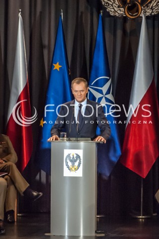  01.10.2013 WARSZAWA INAUGURACJA ROKU AKADEMICKIEGO 2013 2014 W AKADEMII OBRONY NARODOWEJ Z UDZIALEM PREMIERA DONALDA TUSKA N/Z PREMIER DONALD TUSK  
