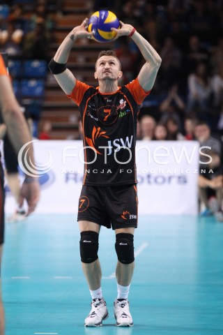  04.10.2013 RZESZOW<br />SIATKOWKA MEZCZYZN<br />MECZ TOWARZYSKI<br />ASSECO RESOVIA - JASTRZEBSKI WEGIEL<br />N/Z MICHAL MASNY SYLWETKA<br /> 