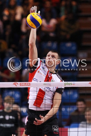  04.10.2013 RZESZOW<br />SIATKOWKA MEZCZYZN<br />MECZ TOWARZYSKI<br />ASSECO RESOVIA - JASTRZEBSKI WEGIEL<br />N/Z WOJCIECH GRZYB  SYLWETKA<br /> 