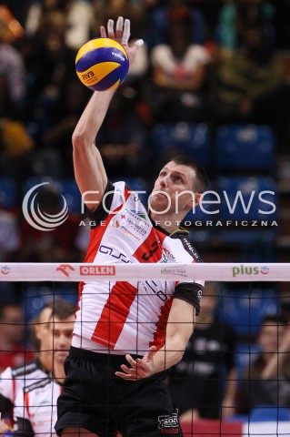  04.10.2013 RZESZOW<br />SIATKOWKA MEZCZYZN<br />MECZ TOWARZYSKI<br />ASSECO RESOVIA - JASTRZEBSKI WEGIEL<br />N/Z WOJCIECH GRZYB SYLWETKA<br /> 