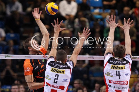  04.10.2013 RZESZOW<br />SIATKOWKA MEZCZYZN<br />MECZ TOWARZYSKI<br />ASSECO RESOVIA - JASTRZEBSKI WEGIEL<br />N/Z MICHAL LASKO PAUL LOTMAN PIOTR NOWAKOWSKI <br /> 