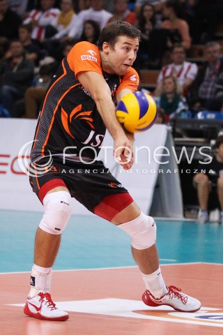  04.10.2013 RZESZOW<br />SIATKOWKA MEZCZYZN<br />MECZ TOWARZYSKI<br />ASSECO RESOVIA - JASTRZEBSKI WEGIEL<br />N/Z MICHAL KUBIAK SYLWETKA<br /> 