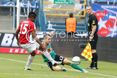  06.10.2013 KRAKOW <br />PILKA NOZNA POLSKA T-MOBILE EKSTRAKLASA SEZON 2013/2014 FOOTBALL POLISH EKSTRAKLASA SEASON 2013/2014 WISLA KRAKOW - LEGIA WARSZAWA<br />N/Z TOMASZ BRZYSKI EMMANUEL SARKI <br /> 