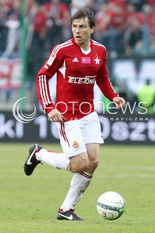  06.10.2013 KRAKOW <br />PILKA NOZNA POLSKA T-MOBILE EKSTRAKLASA SEZON 2013/2014 FOOTBALL POLISH EKSTRAKLASA SEASON 2013/2014 WISLA KRAKOW - LEGIA WARSZAWA<br />N/Z RAFAL BOGUSKI SYLWETKA <br /> 