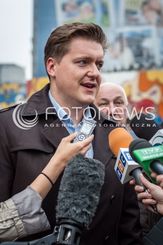  10.10.2013 WARSZAWA KONFERENCJA PRASOWA TWOJEGO RUCHU Z UDZIALEM POSLA ANDRZEJA ROZENKA N/Z GRZEGORZ WALKIEWICZ  