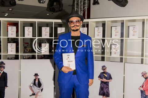 Ciekawe wąsy Tomasza Jacykowa