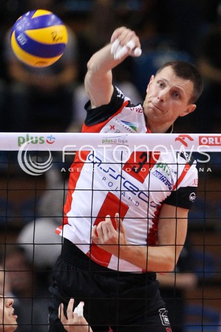  11.10.2013 RZESZOW<br />SIATKOWKA PLUS LIGA 2013/2014 MEN VOLLEYBALL POLAND POLISH PLUSLIGA LEAGUE SEASON 2013/2014 <br />MECZ ASSECO RESOVIA RZESZOW - BBTS BIELSKO BIALA <br />N/Z WOJCIECH GRZYB SYLWETKA<br /> 