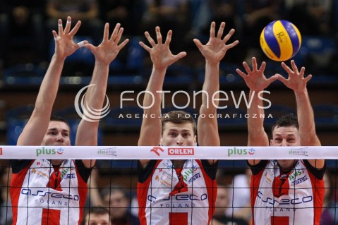  11.10.2013 RZESZOW<br />SIATKOWKA PLUS LIGA 2013/2014 MEN VOLLEYBALL POLAND POLISH PLUSLIGA LEAGUE SEASON 2013/2014 <br />MECZ ASSECO RESOVIA RZESZOW - BBTS BIELSKO BIALA <br />N/Z DAWID KONARSKI PIOTR NOWAKOWSKI OLIEG ACHREM BLOK<br /> 