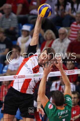  11.10.2013 RZESZOW<br />SIATKOWKA PLUS LIGA 2013/2014 MEN VOLLEYBALL POLAND POLISH PLUSLIGA LEAGUE SEASON 2013/2014 <br />MECZ ASSECO RESOVIA RZESZOW - BBTS BIELSKO BIALA <br />N/Z PETER VERES MACIEJ FIJALEK <br /> 