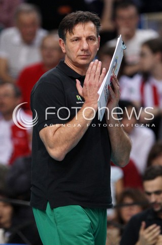  11.10.2013 RZESZOW<br />SIATKOWKA PLUS LIGA 2013/2014 MEN VOLLEYBALL POLAND POLISH PLUSLIGA LEAGUE SEASON 2013/2014 <br />MECZ ASSECO RESOVIA RZESZOW - BBTS BIELSKO BIALA <br />N/Z JANUSZ BULKOWSKI ( TRENER ) SYLWETKA<br /> 