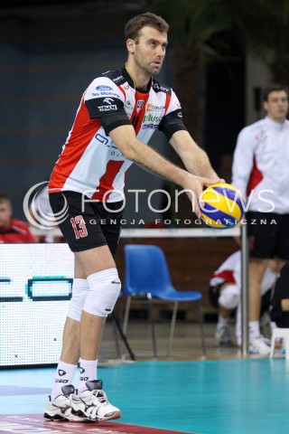  11.10.2013 RZESZOW<br />SIATKOWKA PLUS LIGA 2013/2014 MEN VOLLEYBALL POLAND POLISH PLUSLIGA LEAGUE SEASON 2013/2014 <br />MECZ ASSECO RESOVIA RZESZOW - BBTS BIELSKO BIALA <br />N/Z PETER VERES SYLWETKA<br /> 