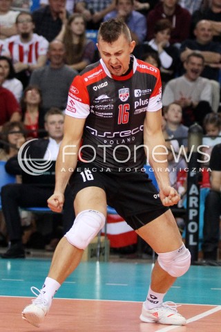  11.10.2013 RZESZOW<br />SIATKOWKA PLUS LIGA 2013/2014 MEN VOLLEYBALL POLAND POLISH PLUSLIGA LEAGUE SEASON 2013/2014 <br />MECZ ASSECO RESOVIA RZESZOW - BBTS BIELSKO BIALA <br />N/Z KRZYSZTOF IGNACZAK SYLWETKA RADOSC EMOCJE <br /> 