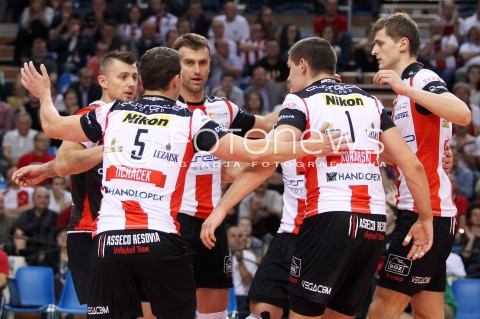  11.10.2013 RZESZOW<br />SIATKOWKA PLUS LIGA 2013/2014 MEN VOLLEYBALL POLAND POLISH PLUSLIGA LEAGUE SEASON 2013/2014 <br />MECZ ASSECO RESOVIA RZESZOW - BBTS BIELSKO BIALA <br />N/Z PETER VERES KRZYSZTOF IGNACZAK LUKAS TICHACEK PIOTR NOWAKOWSKI DAWID KONARSKI RADOSC EMOCJE <br /> 