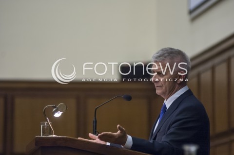  22.10.2013 WARSZAWA MAREK BELKA NA UNIWERSYTECIE WARSZAWSKIM N/Z MAREK BELKA  