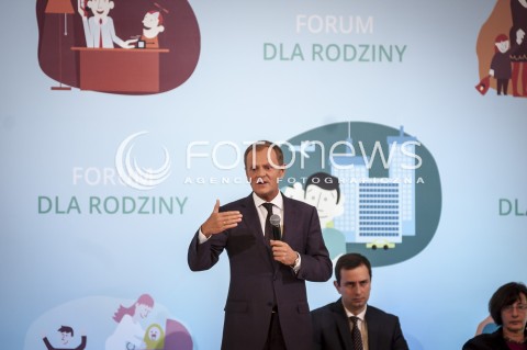  23.10.2013 WARSZAWA FORUM DLA RODZINY Z UDZIALEM PREMIERA DONALDA TUSKA N/Z PREMIER DONALD TUSK  