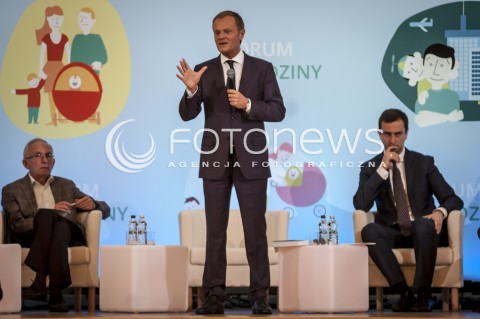  23.10.2013 WARSZAWA FORUM DLA RODZINY Z UDZIALEM PREMIERA DONALDA TUSKA N/Z PREMIER DONALD TUSK  