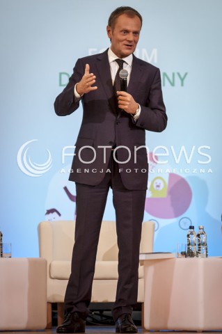  23.10.2013 WARSZAWA FORUM DLA RODZINY Z UDZIALEM PREMIERA DONALDA TUSKA N/Z PREMIER DONALD TUSK  