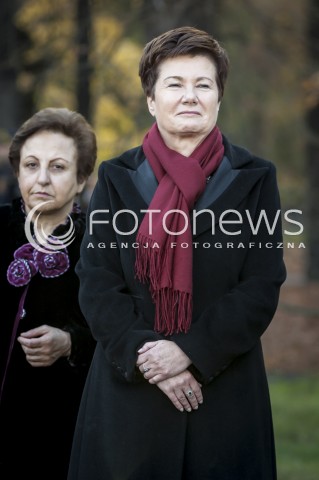  23.10.2013 WARSZAWA NOBLISCI POSADZILI DRZEWO PAMIECI N/Z PREZYDENT WARSZAWY HANNA GRONKIEWICZ WALTZ  