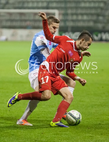  25.10.2013 LODZ PILKA NOZNA T-MOBILE EKSTRAKLASA SEZON 2013/2014 FOOTBALL POLISH EKSTRAKLASA SEASON WIDZEW LODZ - CRACOVIA KRAKOW N/Z MARIUSZ RYBICKI PRZEMYSLAW KITA   