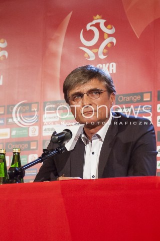  29.10.2013 WARSZAWA KONFERENCJA PZPN Z UDZIALEM NOWEGO SELEKCJONERA REPREZENTACJI POLSKI ADAMA NAWALKI I PREZESA PZPN ZBIGNIEWA BONKA N/Z ADAM NAWALKA  