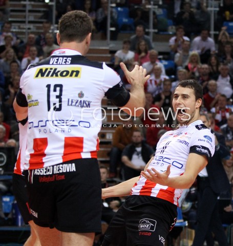  30.10.2013 RZESZOW POLAND<br />SIATKOWKA LIGA MISTRZOW MEN CEV VOLLEYBALL CHAMPIONS LEAGUE 2013 MATCH<br />ASSECO RESOVIA - BUDVANSKA RIVIJERA BUDVA<br />N/Z FABIAN DRZYZGA PETER VERES RADOSC EMOCJE <br /> 