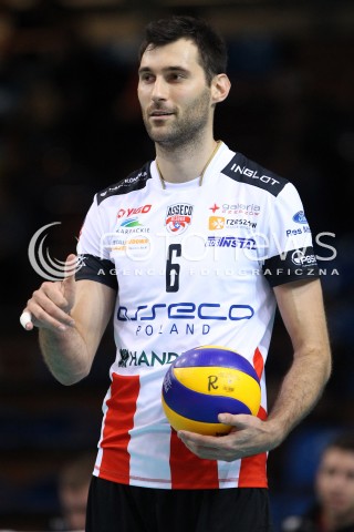  30.10.2013 RZESZOW POLAND<br />SIATKOWKA LIGA MISTRZOW MEN CEV VOLLEYBALL CHAMPIONS LEAGUE 2013 MATCH<br />ASSECO RESOVIA - BUDVANSKA RIVIJERA BUDVA<br />N/Z GRZEGORZ KOSOK SYLWETKA <br /> 