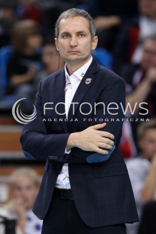  30.10.2013 RZESZOW POLAND<br />SIATKOWKA LIGA MISTRZOW MEN CEV VOLLEYBALL CHAMPIONS LEAGUE 2013 MATCH<br />ASSECO RESOVIA - BUDVANSKA RIVIJERA BUDVA<br />N/Z ANDRZEJ KOWAL ( TRENER ) SYLWETKA <br /> 