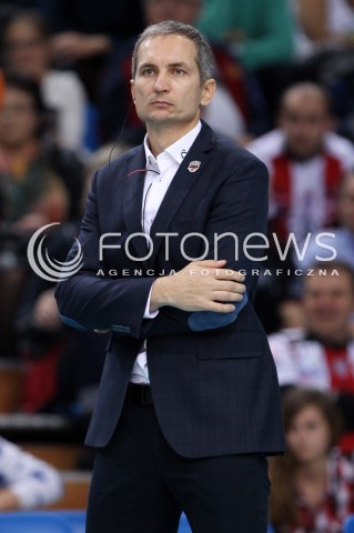  30.10.2013 RZESZOW POLAND<br />SIATKOWKA LIGA MISTRZOW MEN CEV VOLLEYBALL CHAMPIONS LEAGUE 2013 MATCH<br />ASSECO RESOVIA - BUDVANSKA RIVIJERA BUDVA<br />N/Z ANDRZEJ KOWAL ( TRENER ) SYLWETKA <br /> 