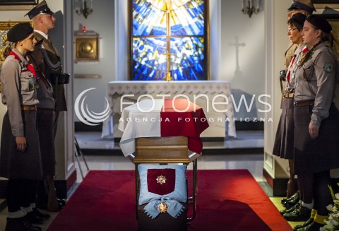  Trumna z ciałem Tadeusza Mazowieckiego w Pałacu Prezydenckim