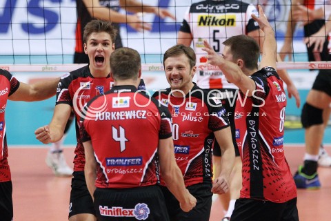  02.11.2013 RZESZOW <br />SIATKOWKA PLUS LIGA 2013/2014 MEN VOLLEYBALL POLAND POLISH PLUSLIGA LEAGUE SEASON 2013/2014 <br />MECZ ASSECO RESOVIA RZESZOW - TRANSFER BYDGOSZCZ<br />N/Z JAN NOWAKOWSKI PAWEL WOICKI WOJCIECH JURKIEWICZ RADOSC EMOCJE <br /> 
