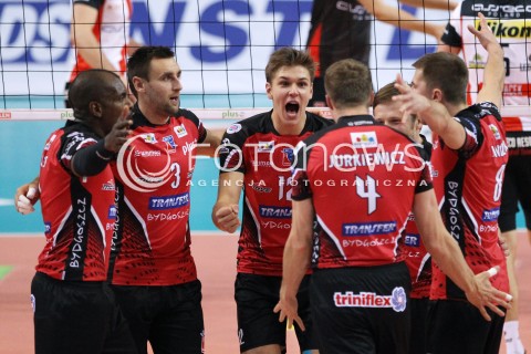  02.11.2013 RZESZOW <br />SIATKOWKA PLUS LIGA 2013/2014 MEN VOLLEYBALL POLAND POLISH PLUSLIGA LEAGUE SEASON 2013/2014 <br />MECZ ASSECO RESOVIA RZESZOW - TRANSFER BYDGOSZCZ<br />N/Z JAN NOWAKOWSKI MARCIN WIKA WOJCIECH JURKIEWICZ RADOSC EMOCJE <br /> 