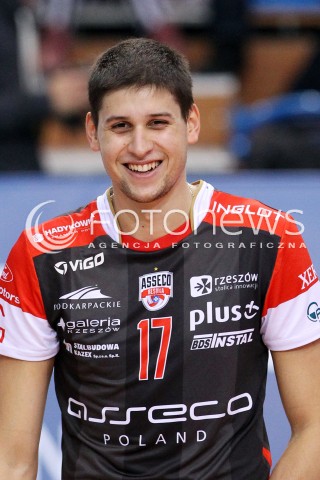  02.11.2013 RZESZOW <br />SIATKOWKA PLUS LIGA 2013/2014 MEN VOLLEYBALL POLAND POLISH PLUSLIGA LEAGUE SEASON 2013/2014 <br />MECZ ASSECO RESOVIA RZESZOW - TRANSFER BYDGOSZCZ<br />N/Z NIKOLAY PENCZEV GLOWKA PORTRET SYLWETKA<br /> 