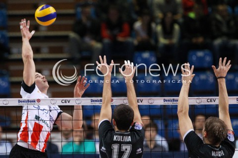  06.11.2013 RZESZOW POLAND <br />SIATKOWKA LIGA MISTRZOW MEN CEV VOLLEYBALL CHAMPIONS LEAGUE 2013 MATCH<br />ASSECO RESOVIA -  JIHOSTROJ CESKE BUDEJOVICE<br />N/Z DAWID KONARSKI JAN KULIHA RADEK MACH <br /> 