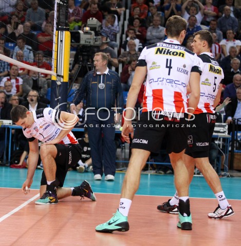  06.11.2013 RZESZOW POLAND <br />SIATKOWKA LIGA MISTRZOW MEN CEV VOLLEYBALL CHAMPIONS LEAGUE 2013 MATCH<br />ASSECO RESOVIA -  JIHOSTROJ CESKE BUDEJOVICE<br />N/Z DAWID KONARSKI PIOTR NOWAKOWSKI LUKAS TICHACEK SMUTEK PRZEGRANA PORAZKA EMOCJE<br /> 