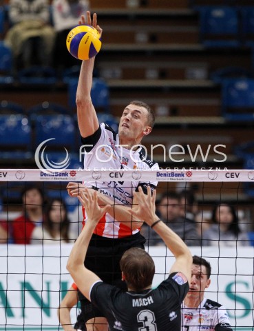  06.11.2013 RZESZOW POLAND <br />SIATKOWKA LIGA MISTRZOW MEN CEV VOLLEYBALL CHAMPIONS LEAGUE 2013 MATCH<br />ASSECO RESOVIA -  JIHOSTROJ CESKE BUDEJOVICE<br />N/Z LUKASZ PERLOWSKI RADEK MACH <br /> 