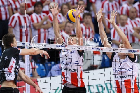  06.11.2013 RZESZOW POLAND <br />SIATKOWKA LIGA MISTRZOW MEN CEV VOLLEYBALL CHAMPIONS LEAGUE 2013 MATCH<br />ASSECO RESOVIA -  JIHOSTROJ CESKE BUDEJOVICE<br />N/Z LUKAS TICHACEK PIOTR NOWAKOWSKI BLOK<br /> 