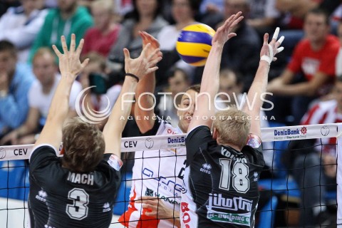  06.11.2013 RZESZOW POLAND <br />SIATKOWKA LIGA MISTRZOW MEN CEV VOLLEYBALL CHAMPIONS LEAGUE 2013 MATCH<br />ASSECO RESOVIA -  JIHOSTROJ CESKE BUDEJOVICE<br />N/Z PAUL LOTMAN RADEK MACH MICHAL KRISKO <br /> 