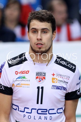  06.11.2013 RZESZOW POLAND <br />SIATKOWKA LIGA MISTRZOW MEN CEV VOLLEYBALL CHAMPIONS LEAGUE 2013 MATCH<br />ASSECO RESOVIA -  JIHOSTROJ CESKE BUDEJOVICE<br />N/Z FABIAN DRZYZGA GLOWKA PORTRET SYLWETKA<br /> 