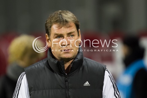  10.11.2013 LODZ PILKA NOZNA T-MOBILE EKSTRAKLASA SEZON 2012/2013 FOOTBALL POLISH EKSTRAKLASA SEASON WIDZEW LODZ - LEGIA WARSZAWA N/Z JAN URBAN SYLWETKA   