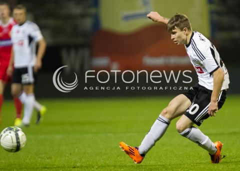  10.11.2013 LODZ PILKA NOZNA T-MOBILE EKSTRAKLASA SEZON 2012/2013 FOOTBALL POLISH EKSTRAKLASA SEASON WIDZEW LODZ - LEGIA WARSZAWA N/Z JAKUB KOSECKI SYLWETKA  