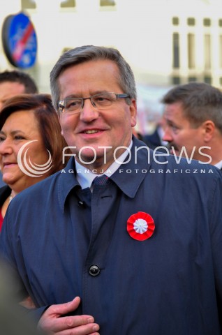  11.11.2013 WARSZAWA <br />MARSZ NIEPODLEGLOSCI 2013 <br />N/Z BRONISLAW KOMOROWSKI PREZYDENT RP<br /> 