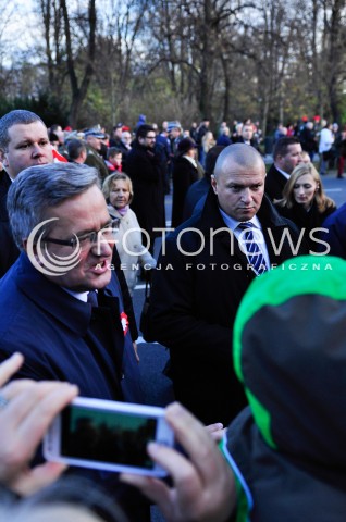  11.11.2013 WARSZAWA <br />MARSZ NIEPODLEGLOSCI 2013 <br />N/Z BRONISLAW KOMOROWSKI PREZYDENT RP BOR<br /> 