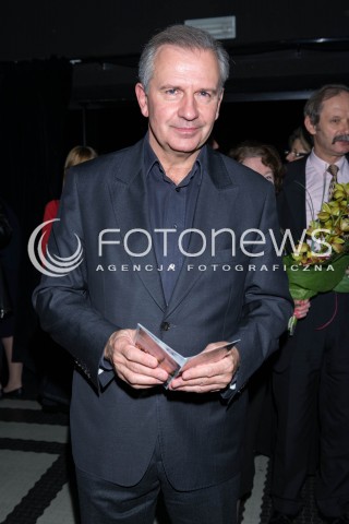  14.11.2013 WARSZAWA <br />SPEKTAKL MALZENSKI RAJD DAKAR W TEATRZE PALLADIUM<br />N/Z TOMASZ STOCKINGER<br /> 