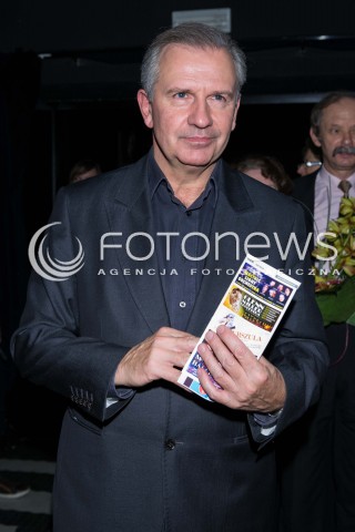  14.11.2013 WARSZAWA <br />SPEKTAKL MALZENSKI RAJD DAKAR W TEATRZE PALLADIUM<br />N/Z TOMASZ STOCKINGER<br /> 