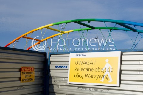  15.11.2013 RZESZOW<br />
DOBIEGA KONCA BUDOWA TECZOWEGO MOSTU NARUTOWICZA W RZESZOWIE<br />
N/Z TECZOWY MOST<br />
 