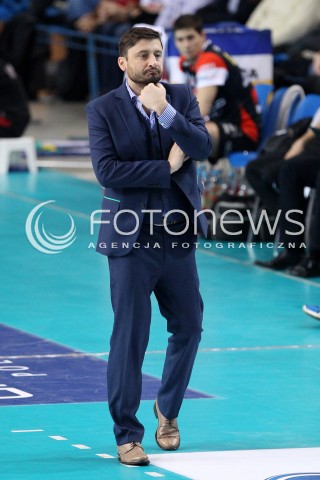  16.11.2013 RZESZOW <br />SIATKOWKA PLUS LIGA 2013/2014 MEN VOLLEYBALL POLAND POLISH PLUSLIGA LEAGUE SEASON 2013/2014 <br />MECZ ASSECO RESOVIA RZESZOW - AZS POLITECHNIKA WARSZAWSKA <br />N/Z JAKUB BEDNARUK ( TRENER ) SYLWETKA <br /> 