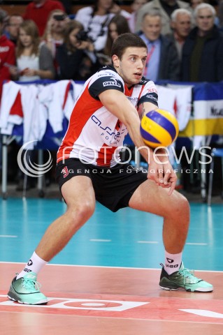  16.11.2013 RZESZOW <br />SIATKOWKA PLUS LIGA 2013/2014 MEN VOLLEYBALL POLAND POLISH PLUSLIGA LEAGUE SEASON 2013/2014 <br />MECZ ASSECO RESOVIA RZESZOW - AZS POLITECHNIKA WARSZAWSKA <br />N/Z MICHAL FILIP SYLWETKA<br /> 